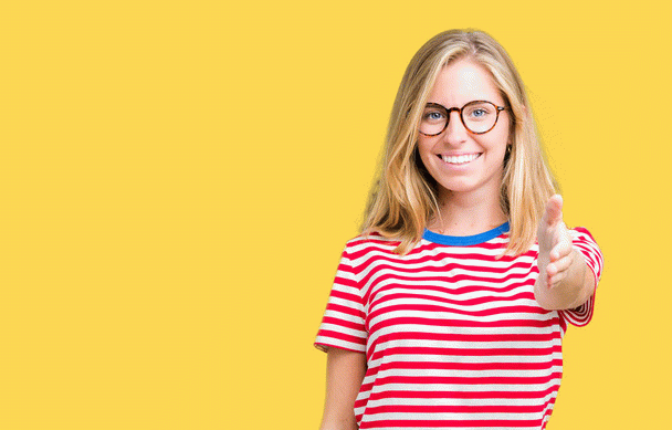 کسب درآمد بدون سرمایه: راهنمای جامع 7 روش پرطرفدار، سوالات متداول و راهکارهای عملی